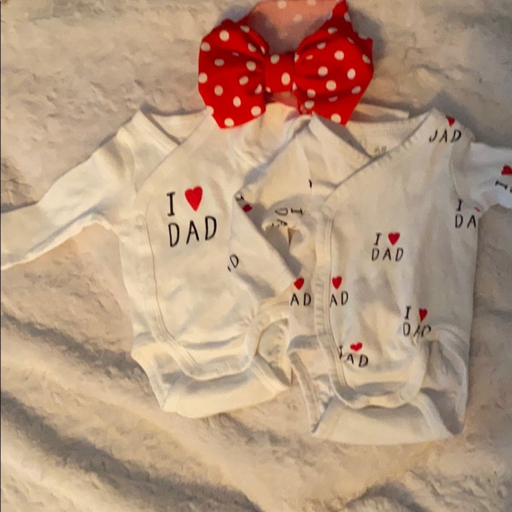 H&M I love dad bodysuits